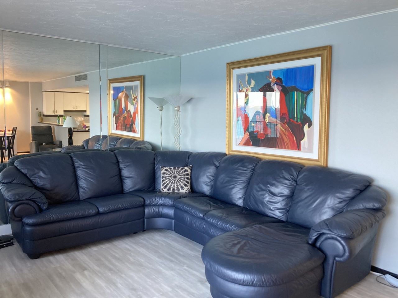 103 W Dixon Ave - Photo 2 of 5