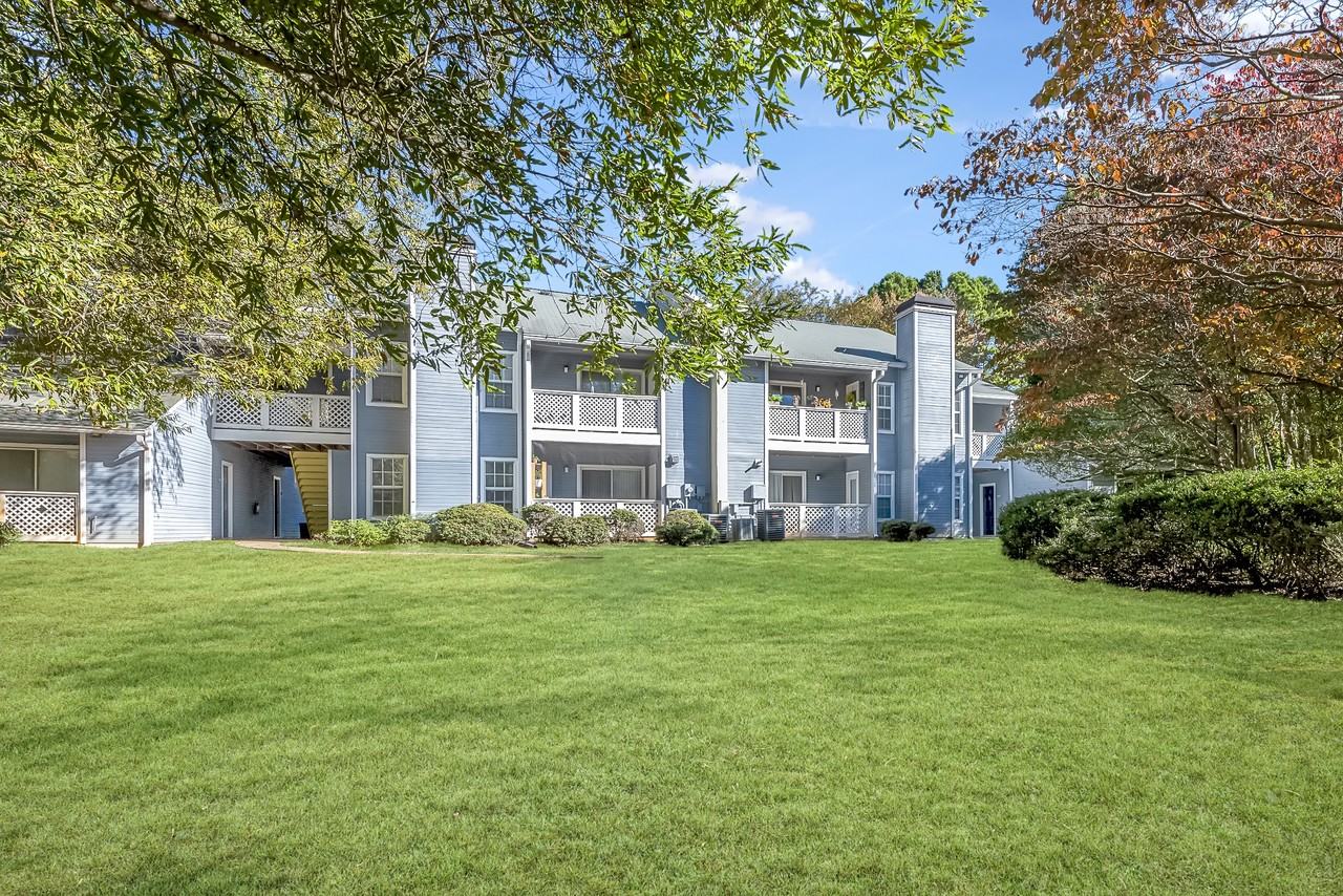 The Jade Charlotte Apartments 5600 Paces Glen Avenue, Charlotte, NC