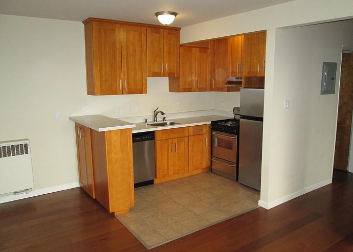 240 Cumberland St #104 - Photo 3 of 4