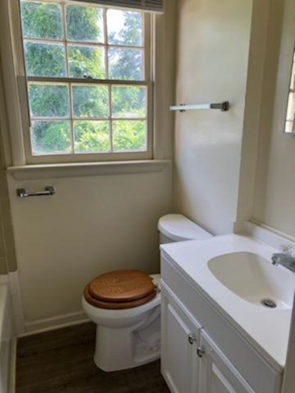 314 E 5th St #314 - Photo 6 of 9