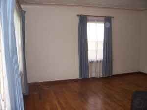 1512 Cambridge Dr - Photo 3 of 4