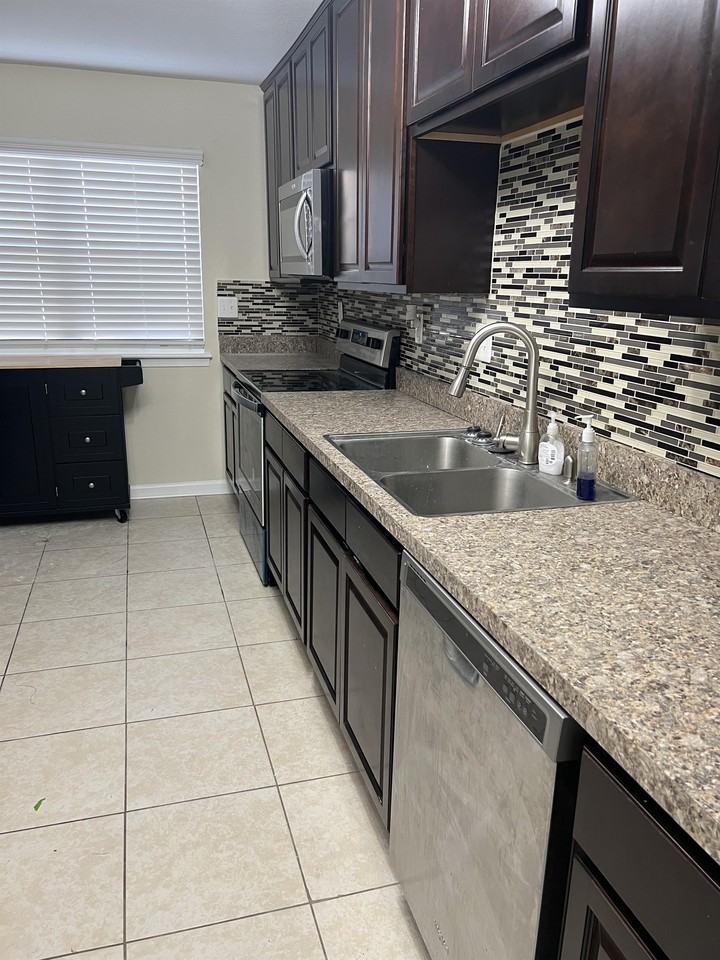 5148 Condor St #1 - Photo 3 of 41