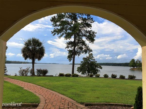 27 Maidstone Dr - Photo 2 of 11