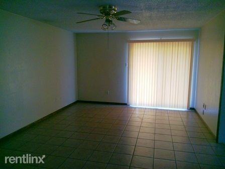 3802 Peaks Dr - Photo 3 of 7