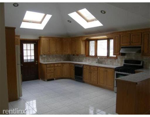 2283 Washington St - Photo 2 of 8