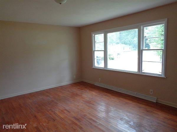 940 Bob Ave - Photo 3 of 13