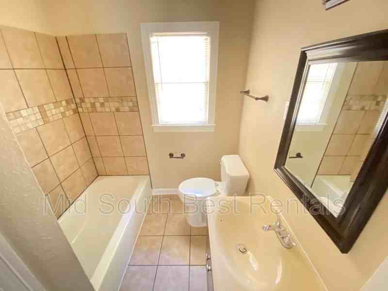 3275 Aden St - Photo 7 of 9