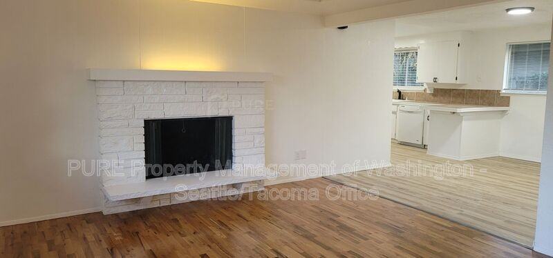 920 S 68th St - Photo 6 of 21