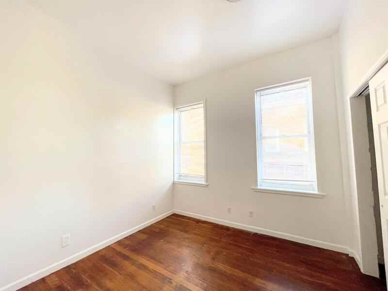 2745 Pestalozzi St #2W - Photo 4 of 10