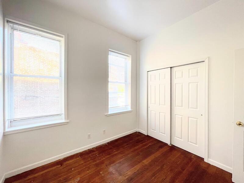 2745 Pestalozzi St #2W - Photo 5 of 10