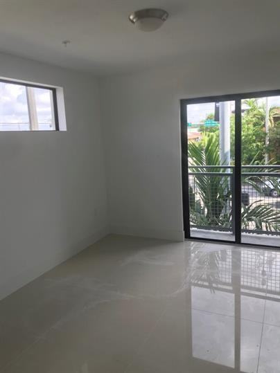 Los Suenos - Photo 2 of 3