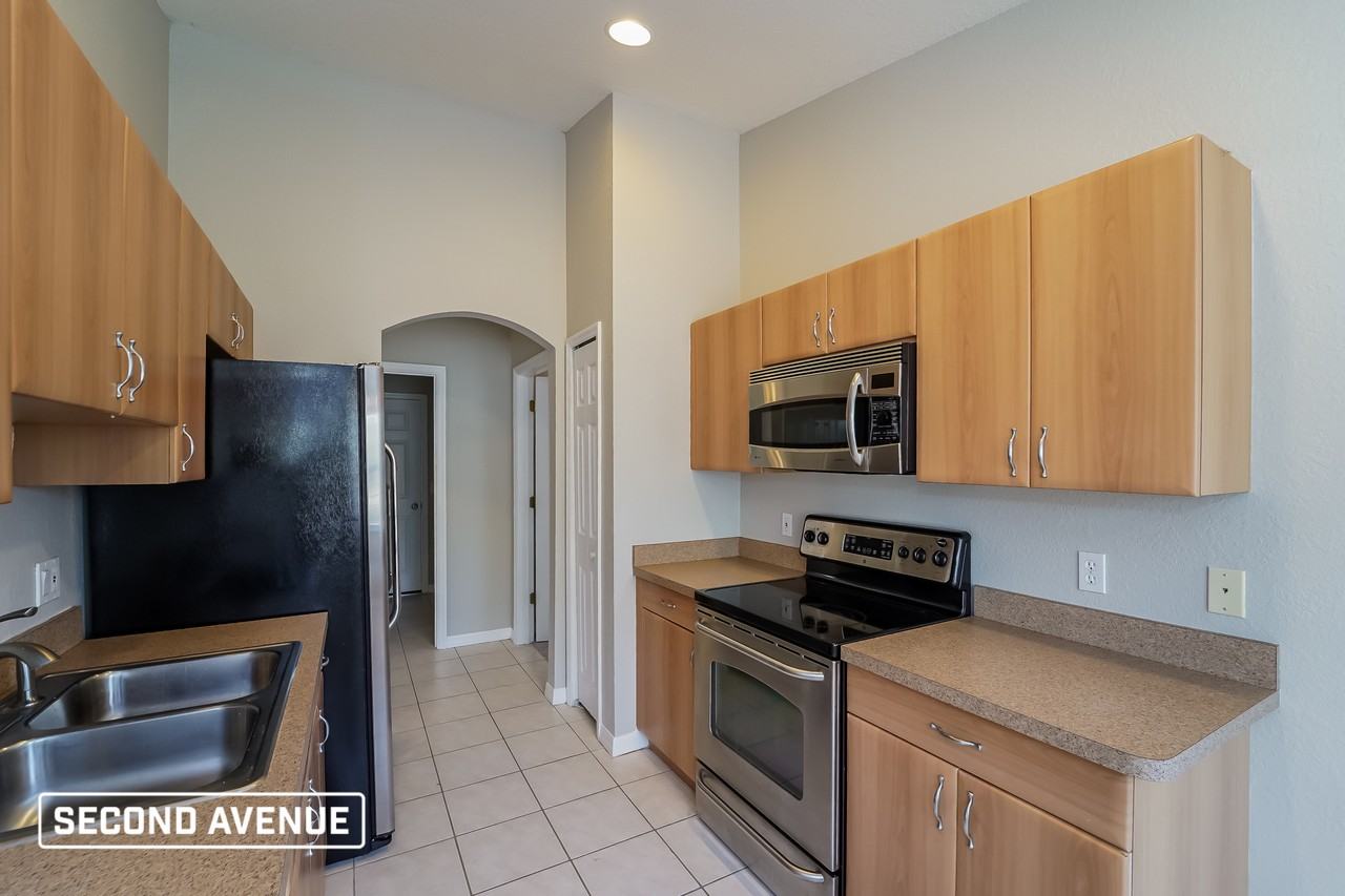 3653 Valley Ter - Photo 2 of 22