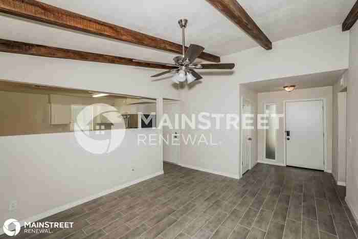 4021 E Maldonado Dr - Photo 3 of 15
