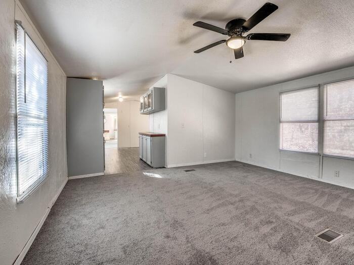 7781 142nd St - Photo 2 of 9