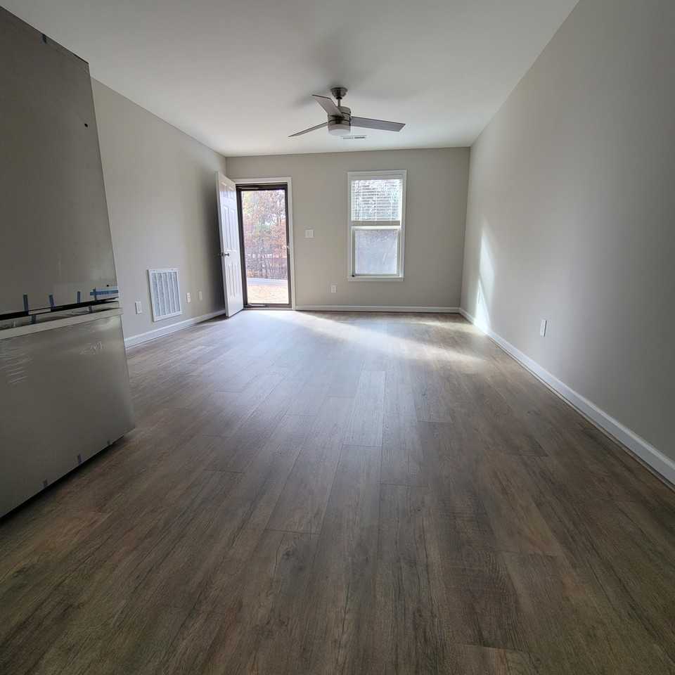 142 John Young Rd #142A - Photo 3 of 9