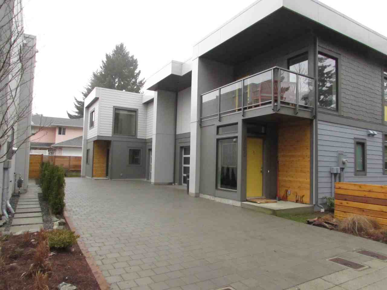 3082 107th St - Photo 2 of 12