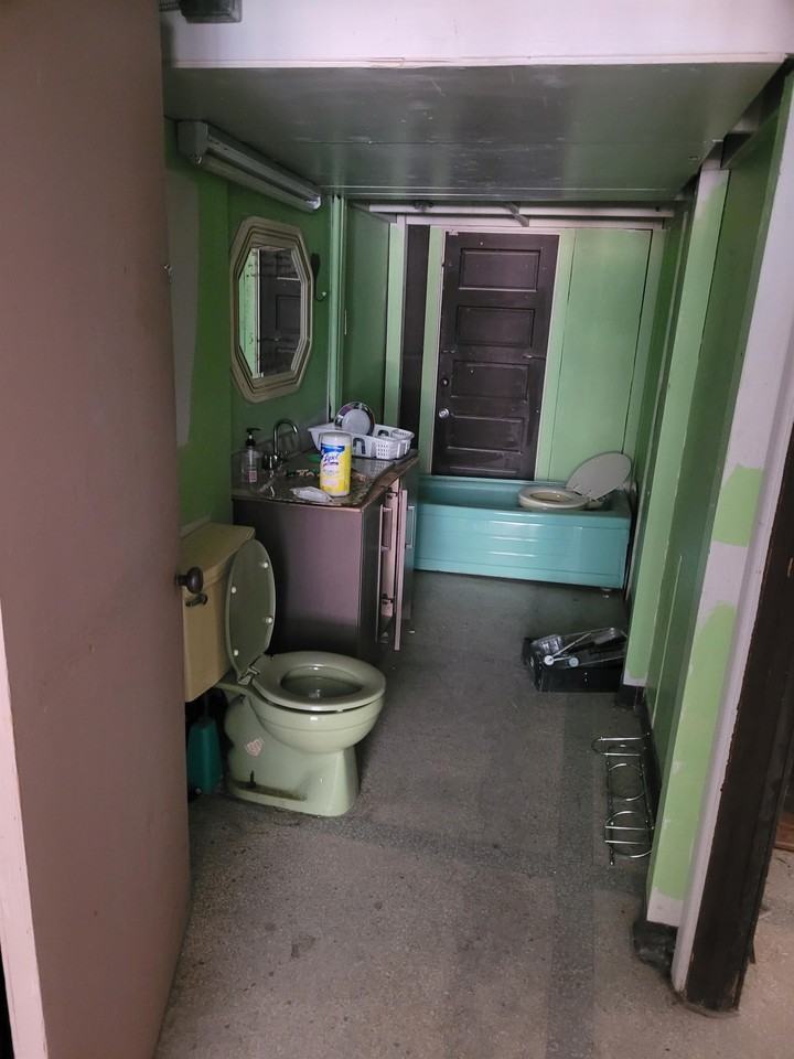 224 Notre Dame Ave #1 - Photo 3 of 6