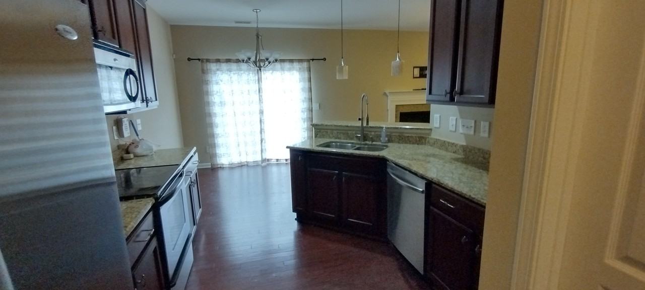 705 Keystone Park Dr - Photo 4 of 10