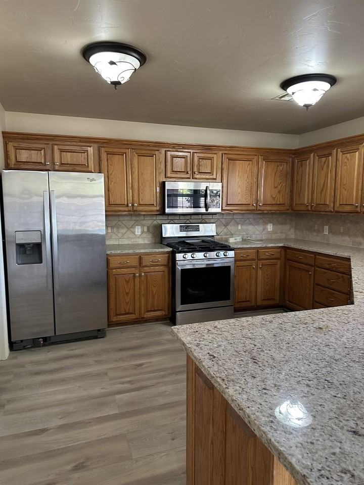 4616 Alpine Place #1 - Photo 5 of 37