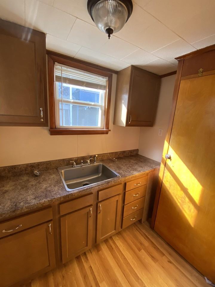 908 Fallowfield Ave Rear #REAR - Photo 2 of 17