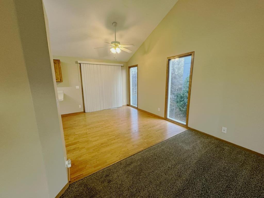 2107 Queen Dr - Photo 5 of 22
