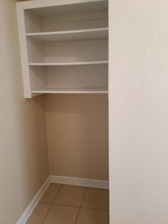 101 Stevens St - Photo 4 of 8