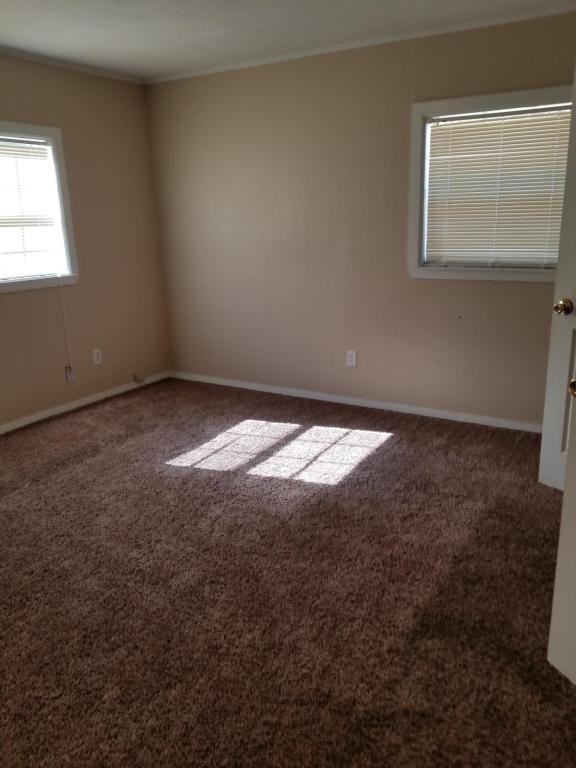 101 Stevens St - Photo 6 of 8