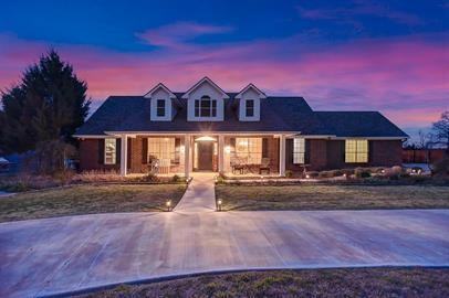 105 Golden Rd - Photo 2 of 43