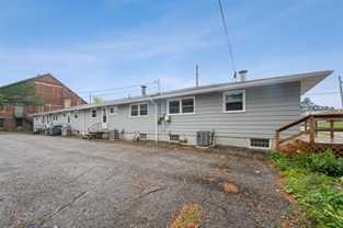 322 W Rensselaer St - Photo 1 of 1