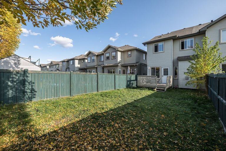 1970 119a St Sw - Photo 3 of 30