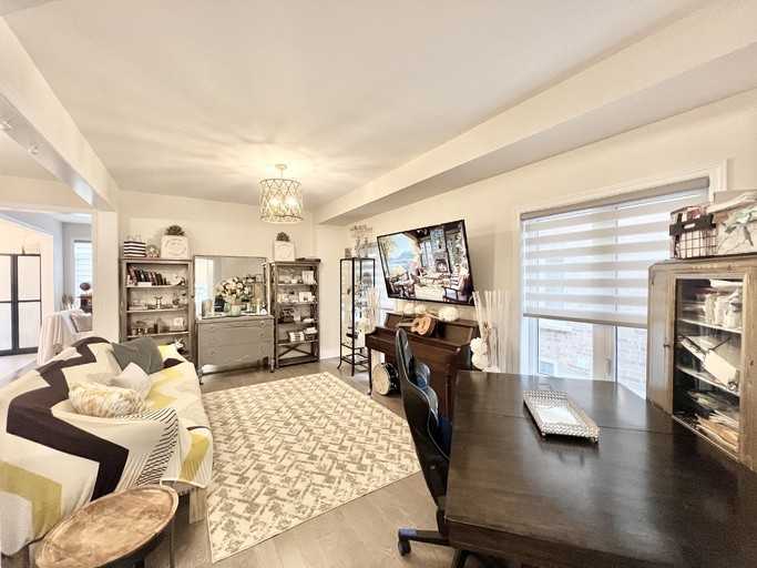 134 Branigan Cres - Photo 2 of 29