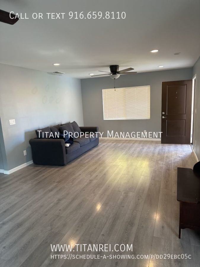 3713 Ripley St - Photo 2 of 13