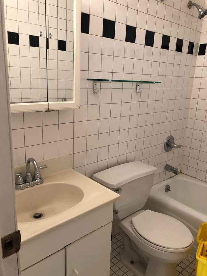 1122 3rd Ave - Photo 3 of 7