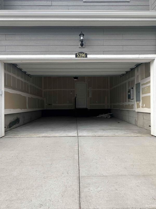 5396 Euclid Dr - Photo 2 of 20