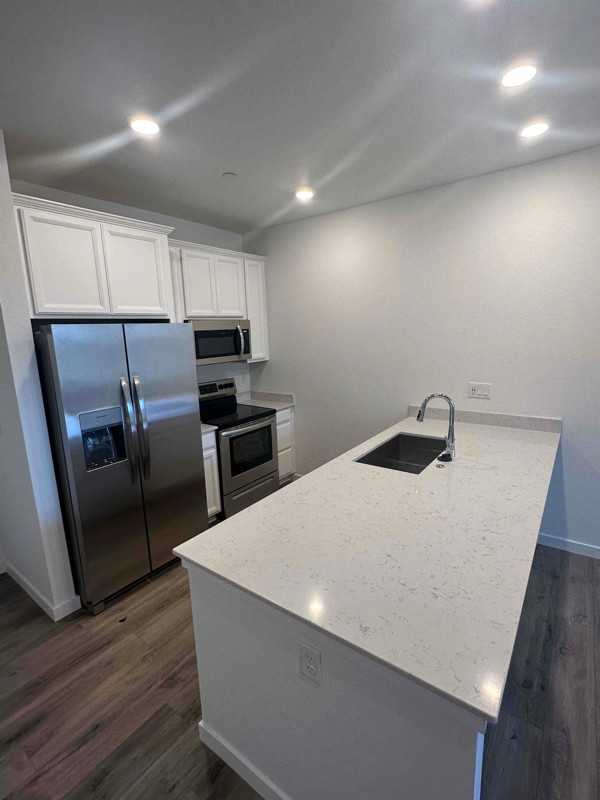 5396 Euclid Dr - Photo 6 of 20