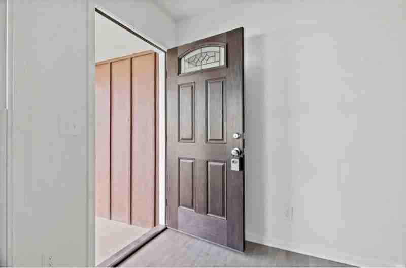 604 S 10th St - Photo 2 of 14