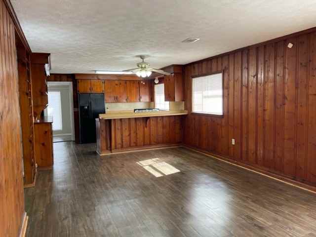 603 Donovan St #1 - Photo 3 of 14