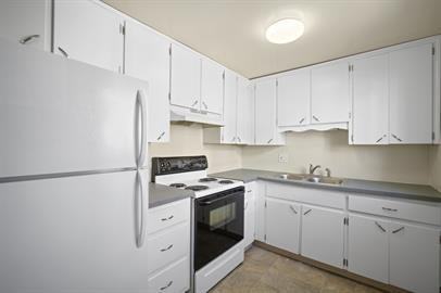 1135 West Lilley Avenue - Photo 2 of 23