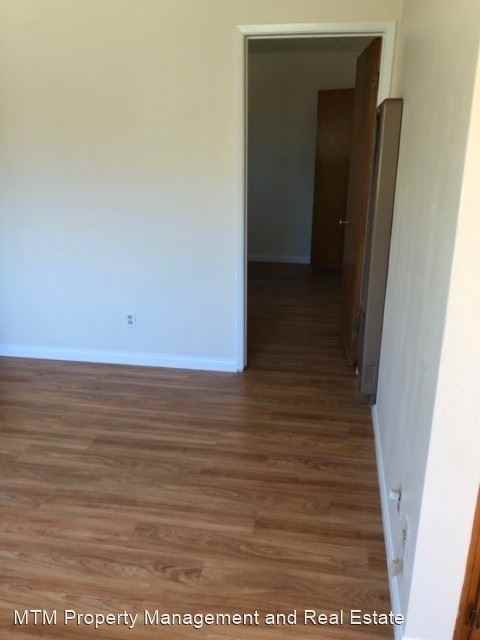 Lincoln Ave - Photo 3 of 7