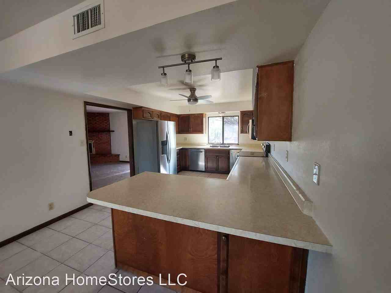 2808 E San Juan Capistrano Dr - Photo 3 of 19