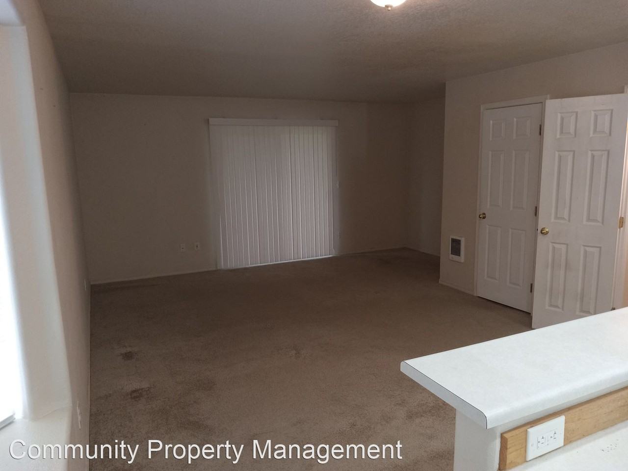 1933-1999 SE 6th St - Photo 3 of 7