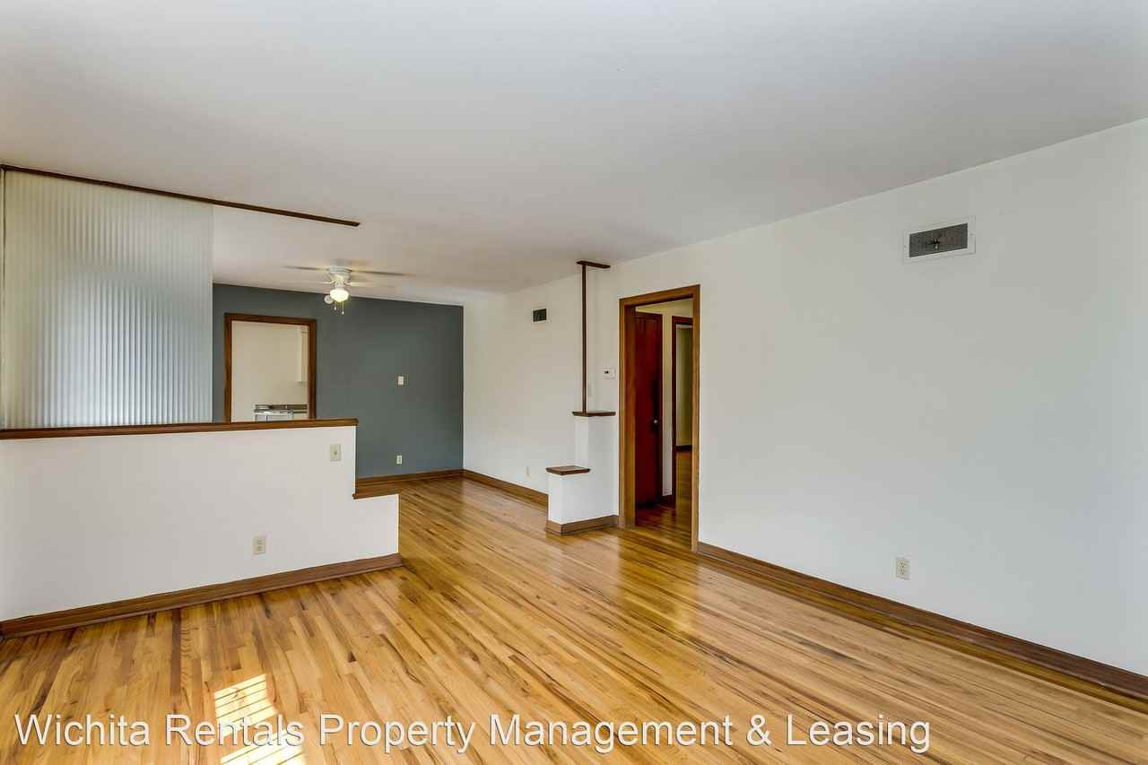 427 S Oliver Ave - Photo 2 of 13