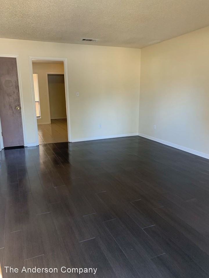163A Pelham Dr - Photo 2 of 11