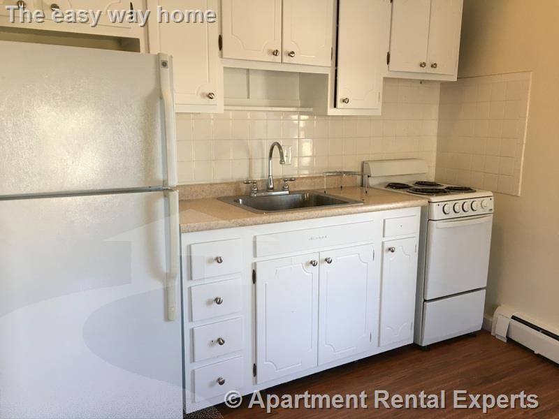 160 N Beacon St #22 - Photo 4 of 7