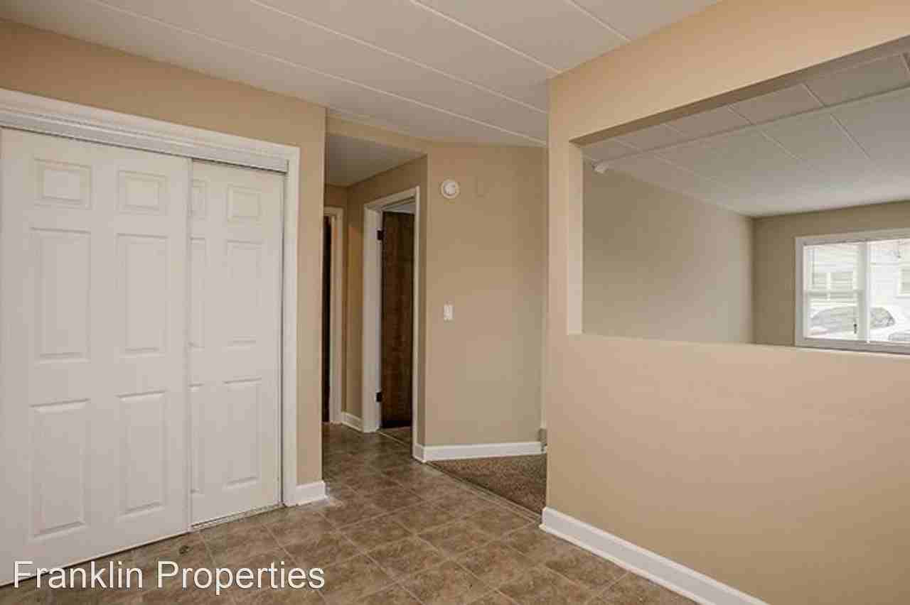 111/117 Dolores Drive - Photo 3 of 8