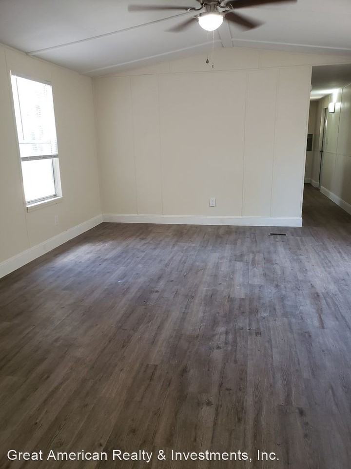 3340 E Nancy Ct - Photo 3 of 16