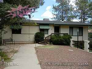 445 Shalimar Dr - Photo 2 of 22