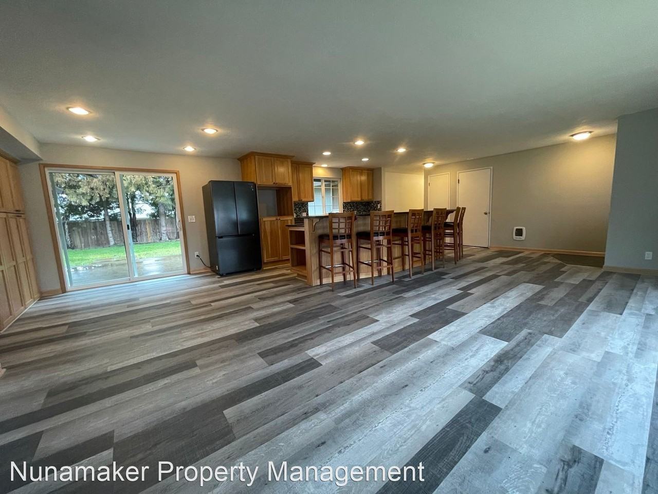 2752 Montello Ave - Photo 3 of 19