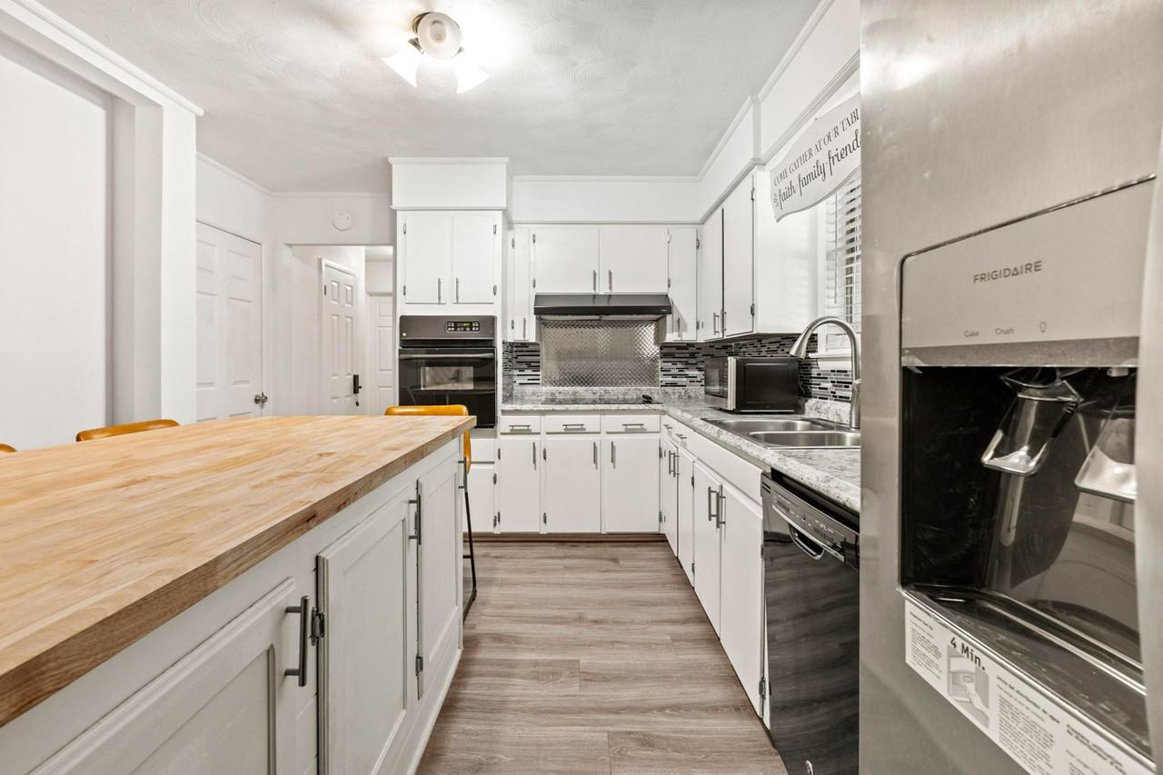 Serenade Ln - Photo 2 of 9