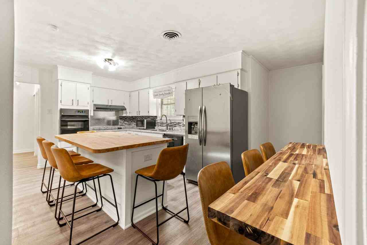 Serenade Ln - Photo 3 of 9